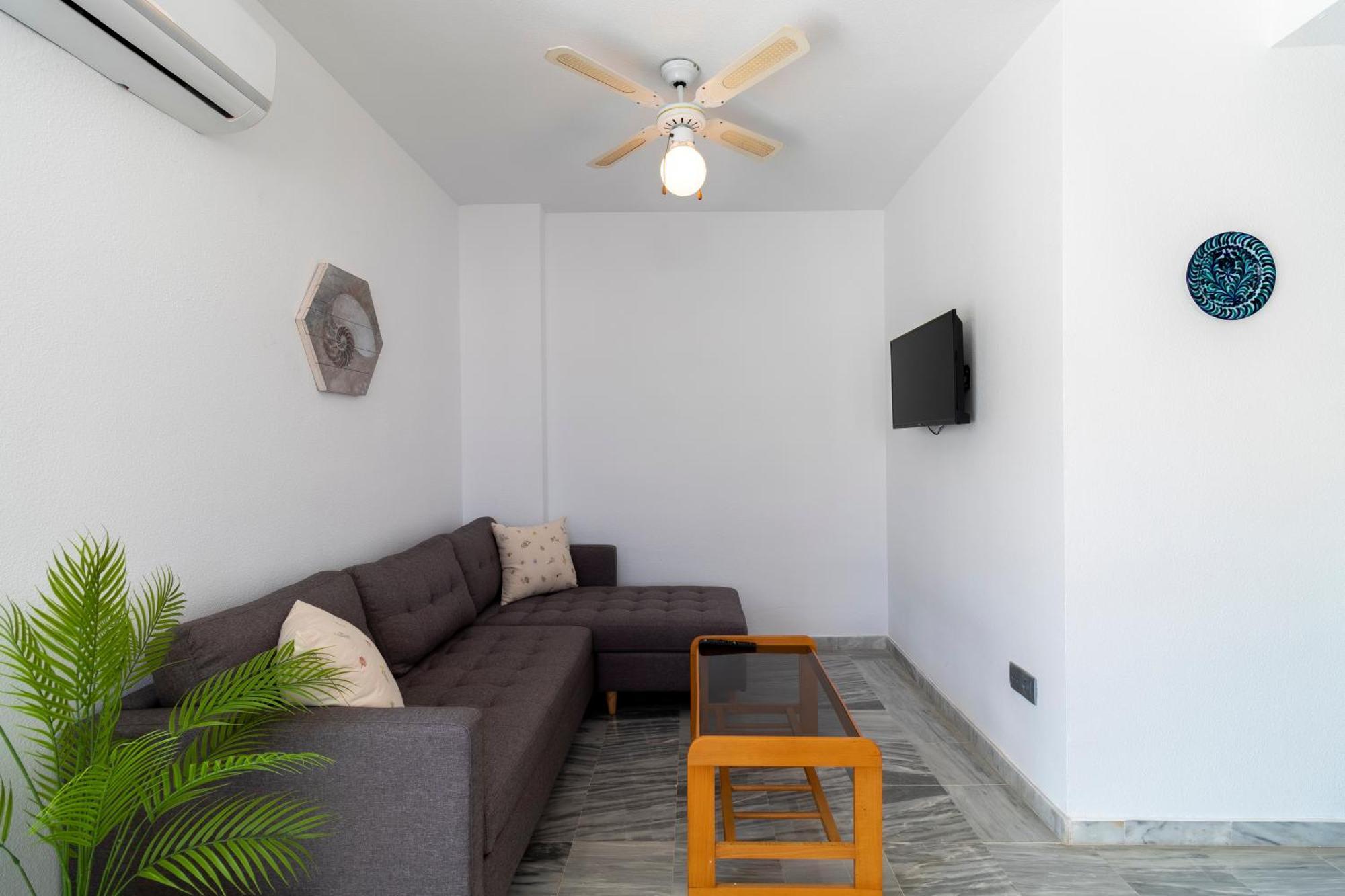 Rentitspain Moderno Apartamento Calaverde Frente Al Mar Salobreña Екстериор снимка