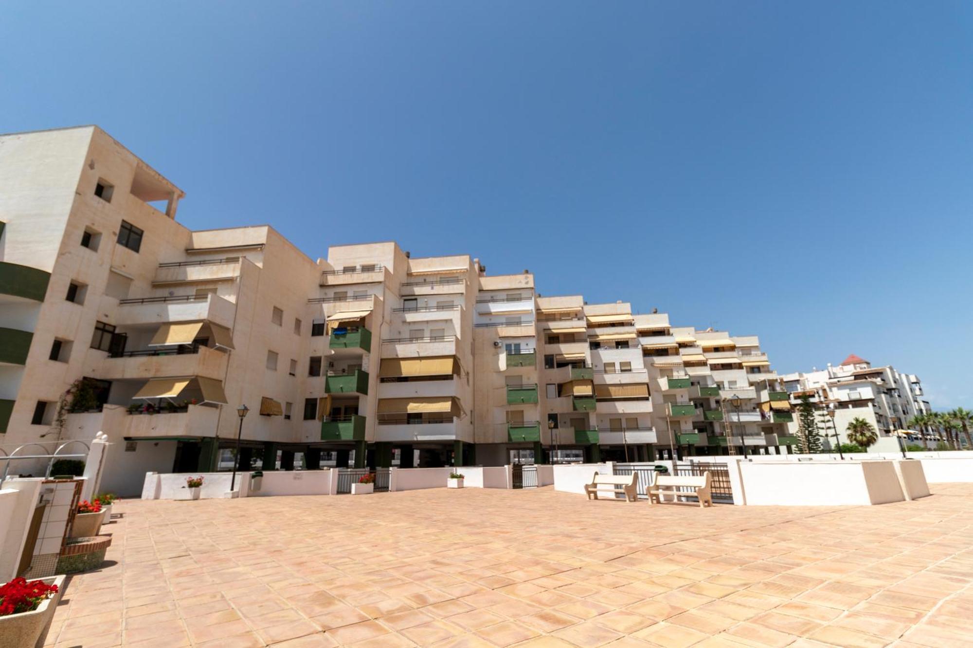 Rentitspain Moderno Apartamento Calaverde Frente Al Mar Salobreña Екстериор снимка